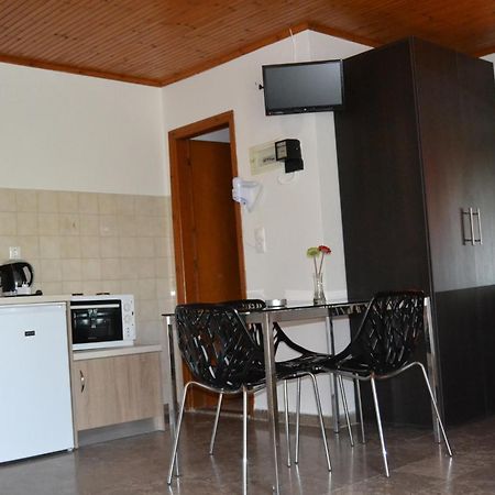 Anna Apartments Контокалі Номер фото